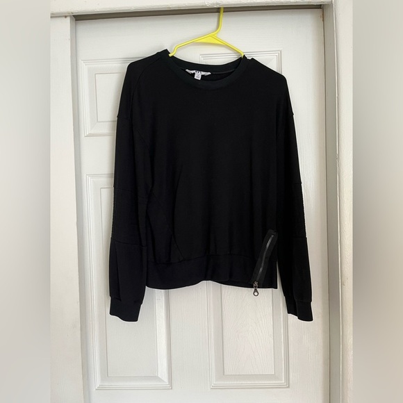Black Women's Gym Sweater from Joy Lab size Small - Picture 1 of 12